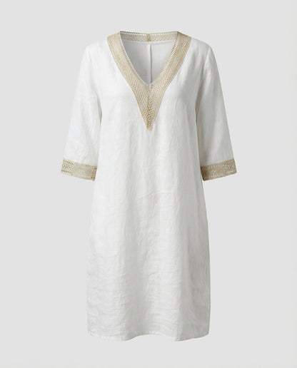 casual cotton dress with lightweight construction and relaxed silhouett
