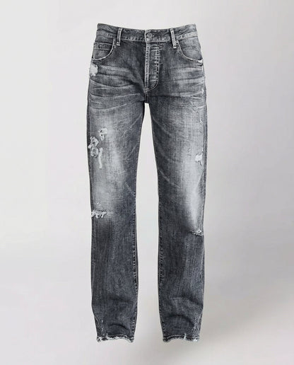 relaxed fit jeans with straight-leg cut and casual streetwear style