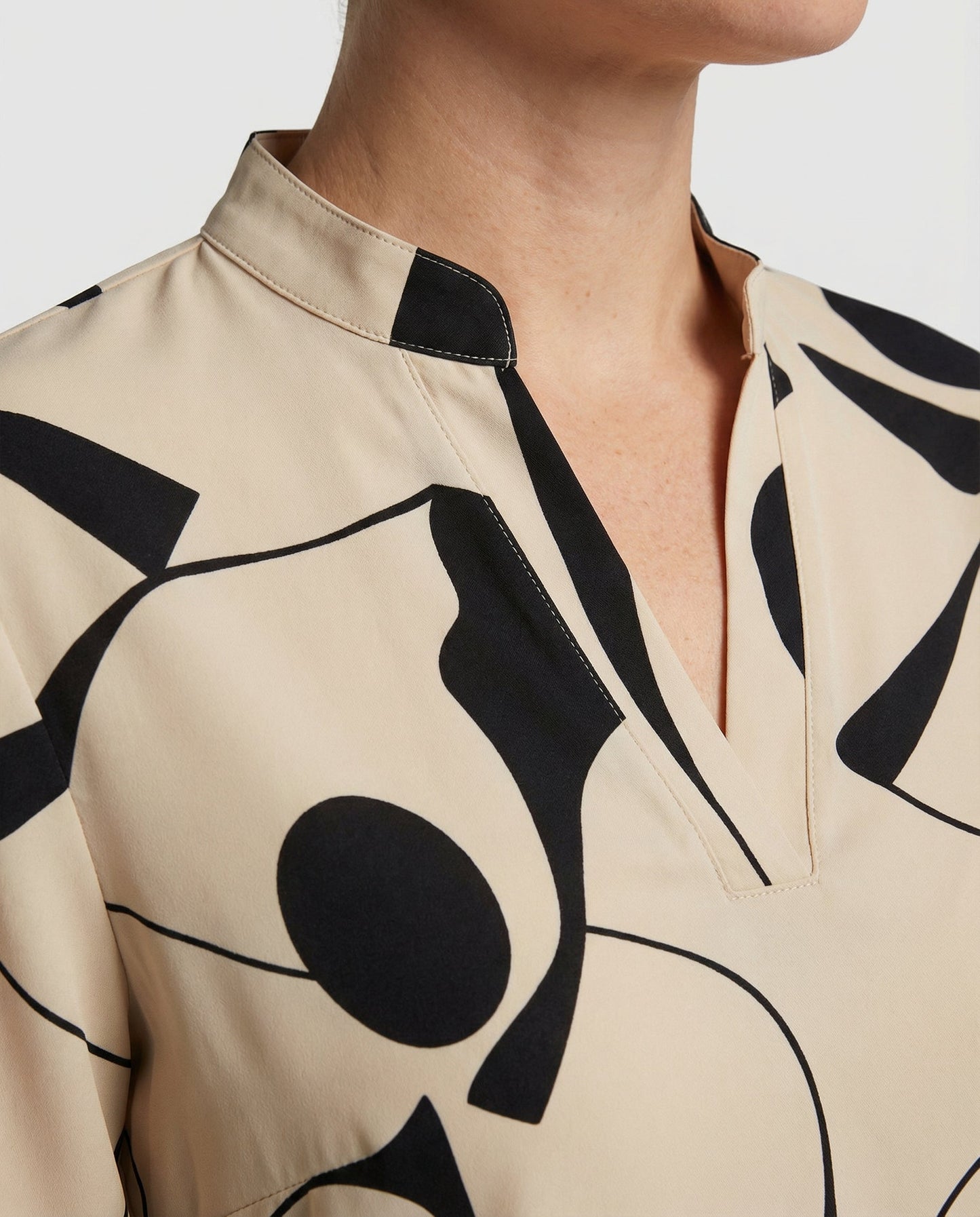 Chibona | Women’s Elegant Comfort Blouse | Soft Relaxed Fit