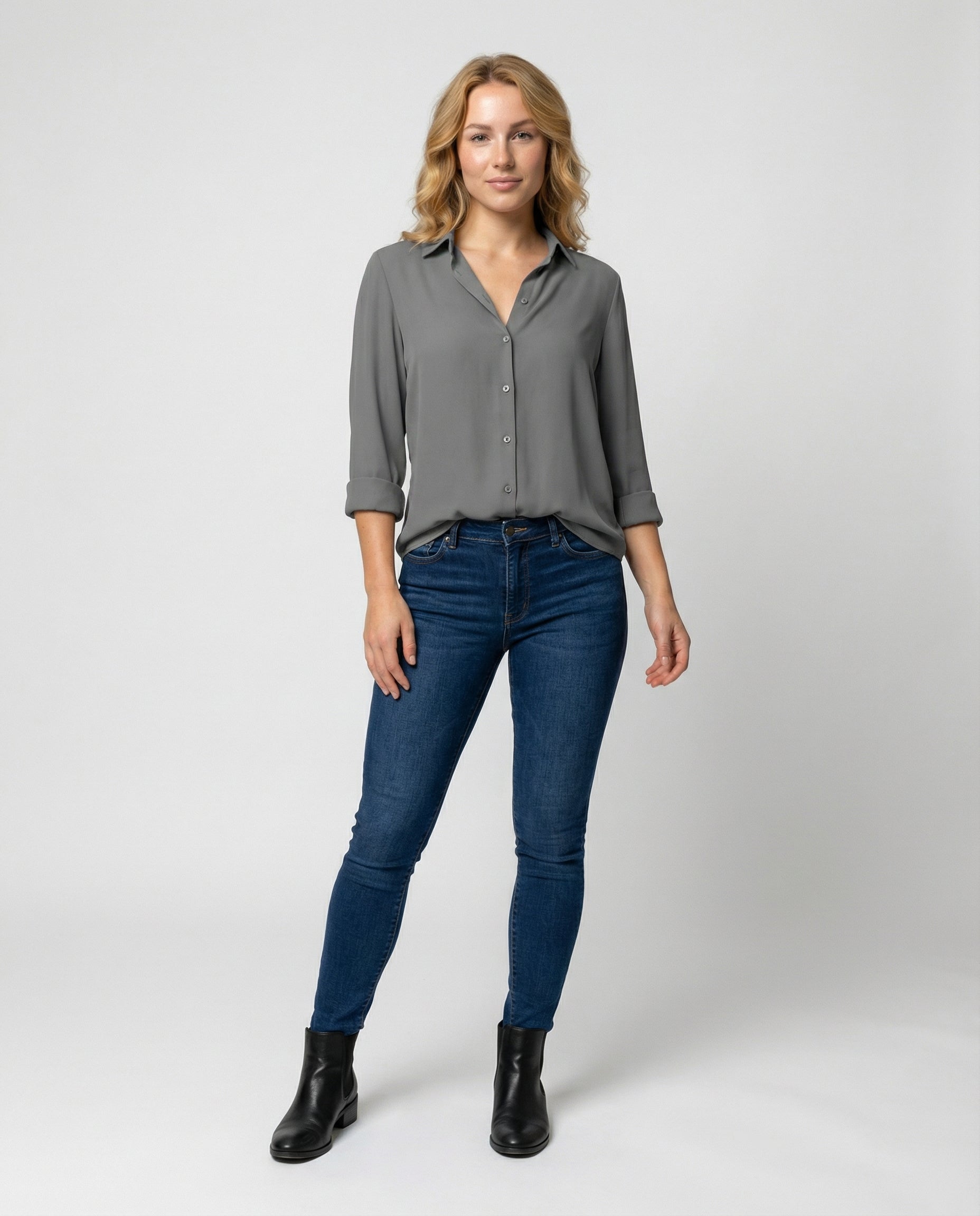 long sleeve elegant blouse with classic collar and refined fit