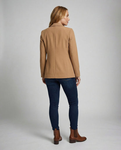elegant blazer with tailored timeless fit and extended length