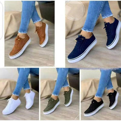 Women's sneaker in elegant design with classic brogue detailing Eva