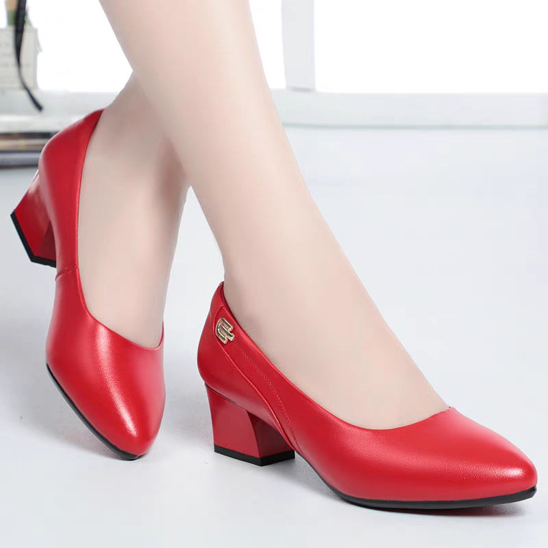 Ladies Comfortable Pumps with Elegant Block Heel and Fashionable Decorative Detail Eva