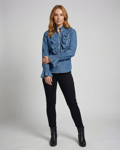 ruched blouse with refined feminine fit and long sleeves