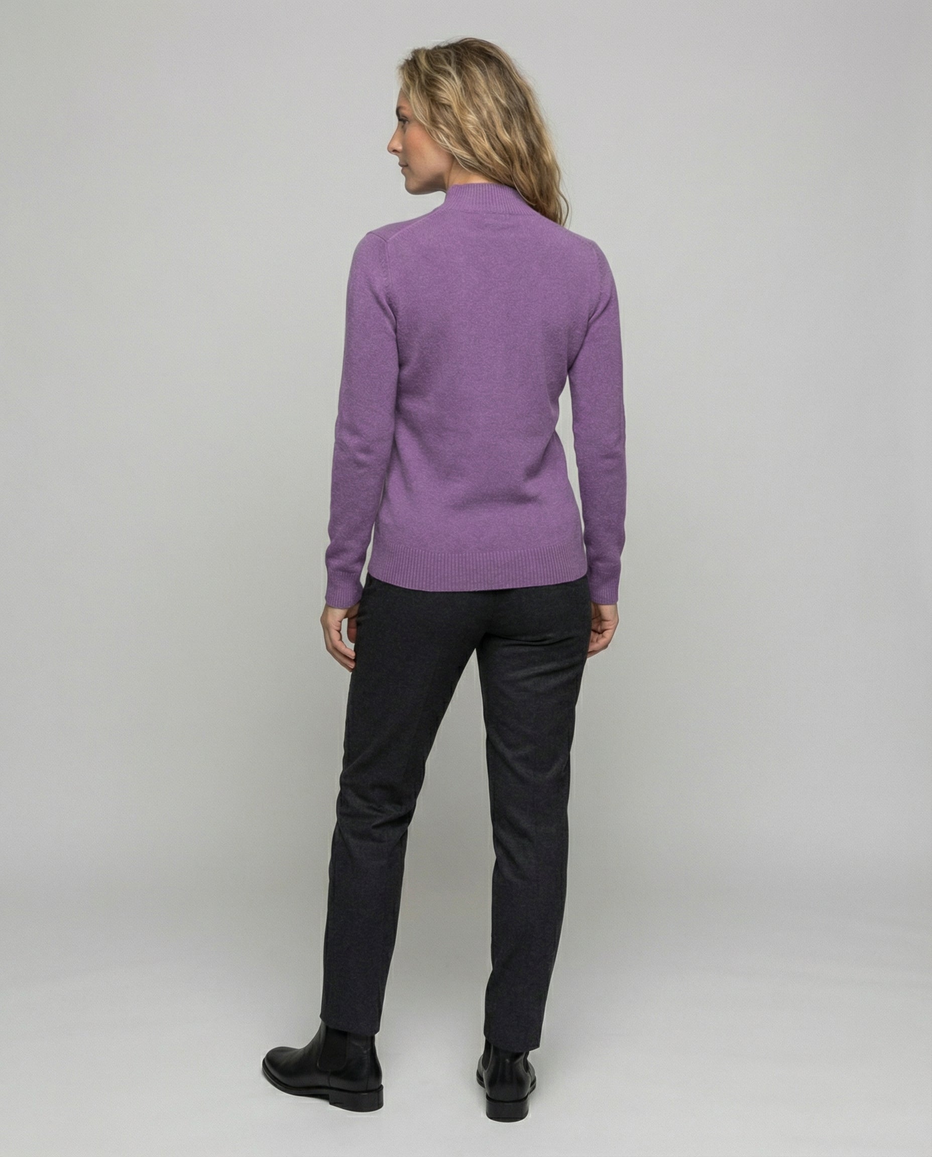 wool sweater with insulating knit and warm comfort fit